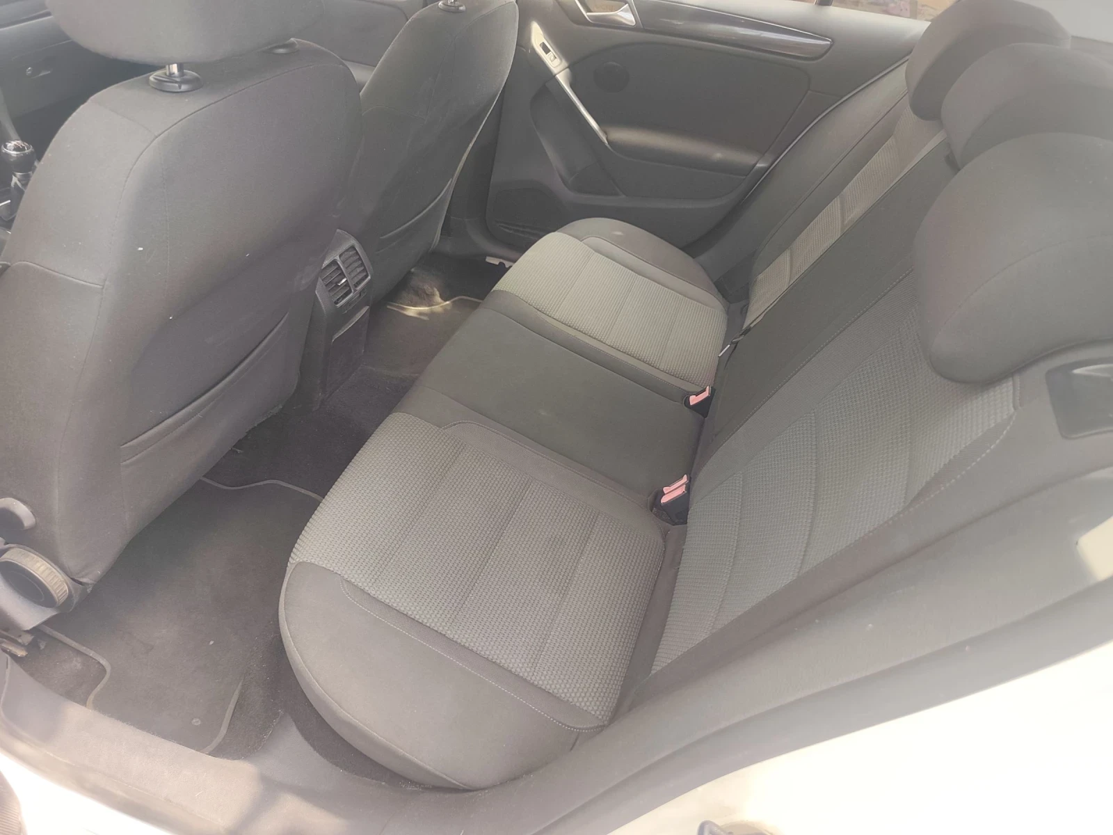 VW Golf 1.6 TDI | Mobile.bg � ����������� 11