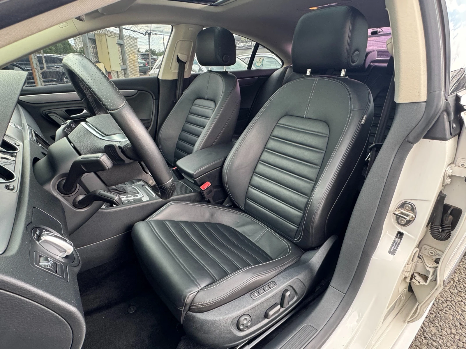 VW CC 2.0TDI BlueMotion ! R Line ! Facelift !, снимка 7 - Автомобили и джипове - 54824045