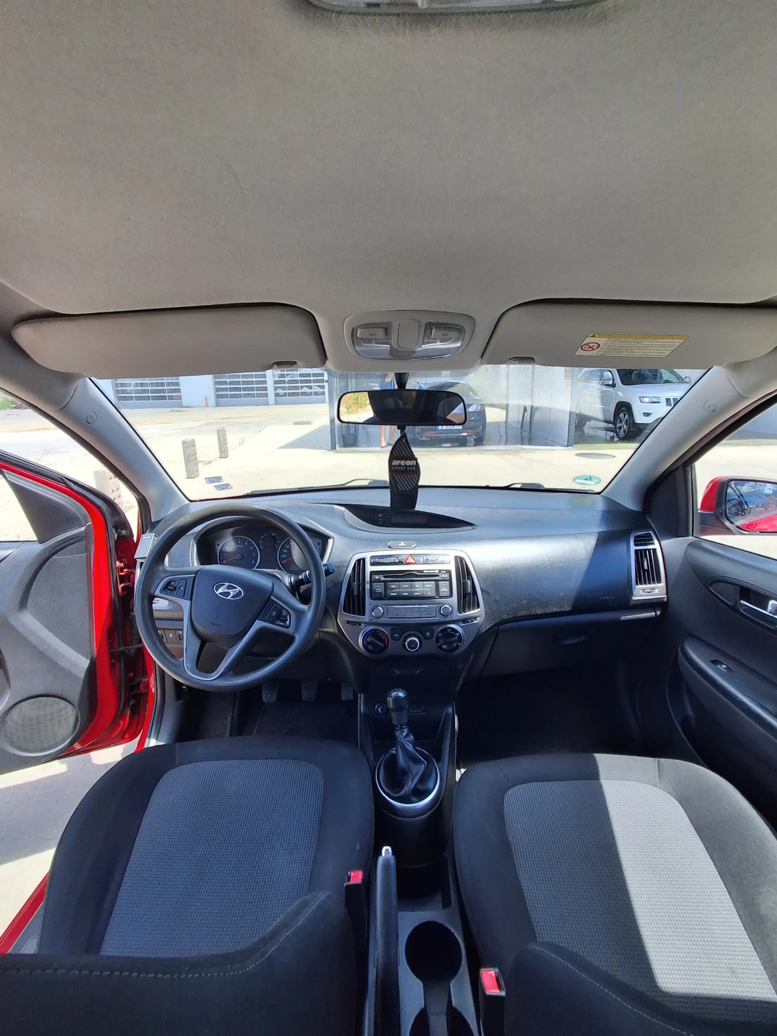 Hyundai Ix20 1.2, снимка 7 - Автомобили и джипове - 54901716