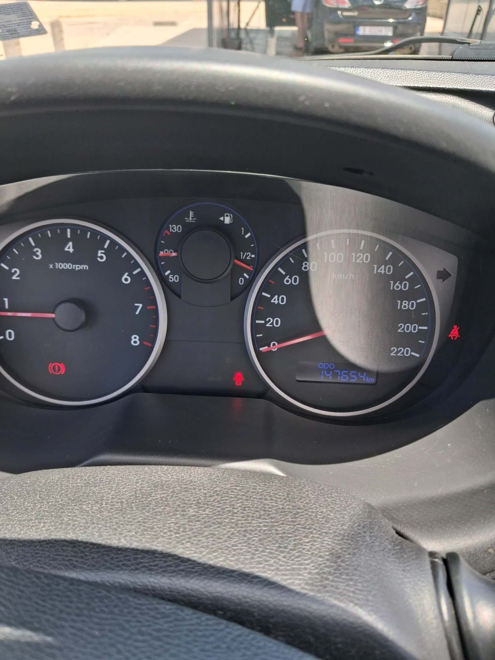 Hyundai Ix20 1.2, снимка 8 - Автомобили и джипове - 54901716
