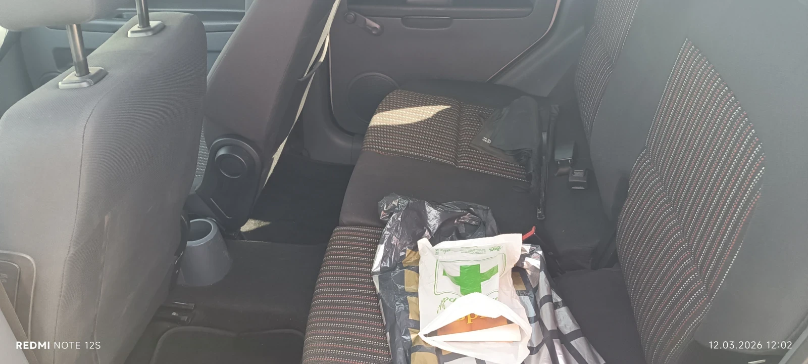Mitsubishi Colt, снимка 8 - Автомобили и джипове - 55102777