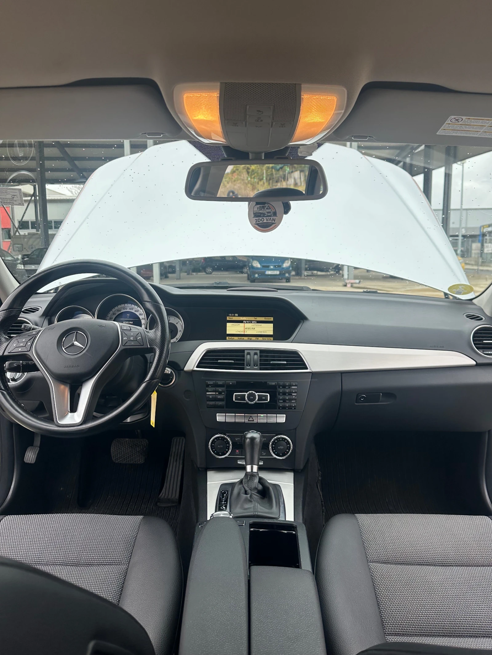 Mercedes-Benz C 220 Avantgarde, снимка 8 - Автомобили и джипове - 55130198