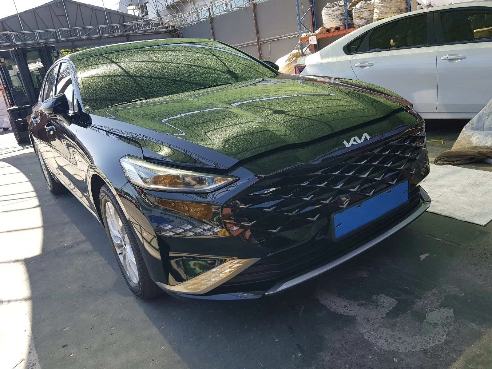 Kia K8 3.5 Очакван внос, снимка 3 - Автомобили и джипове - 56067842