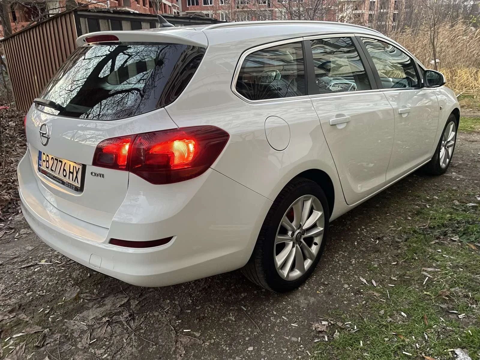 Opel Astra, снимка 3 - Автомобили и джипове - 56685321