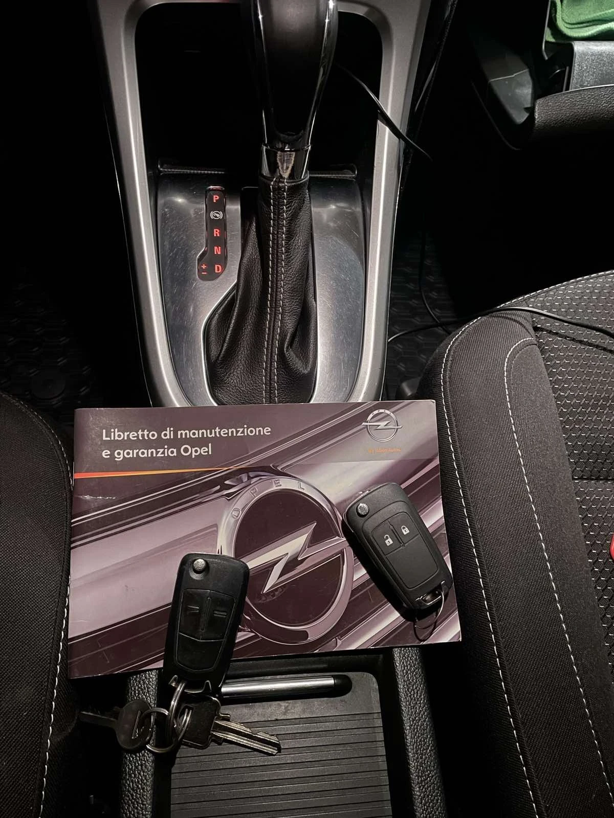 Opel Astra, снимка 15 - Автомобили и джипове - 56685321