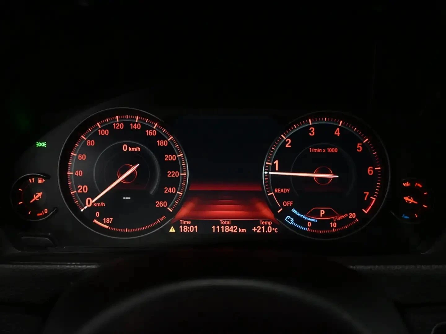 BMW 330, снимка 11 - Автомобили и джипове - 56713333