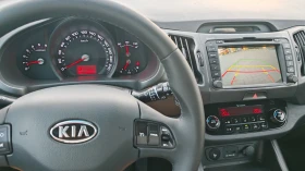 Kia Sportage 2.0CRDI 184кс АВЪОМСТИК КОЖА НАВИГАЦИЯ , снимка 9