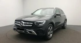  Mercedes-Benz GLC 30...