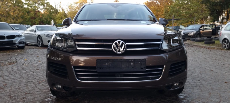 VW Touareg 4.2TDI * KEYLESS* * 360 CAMERI* * DISTRONIC* SWISS, снимка 2 - Автомобили и джипове - 47792304