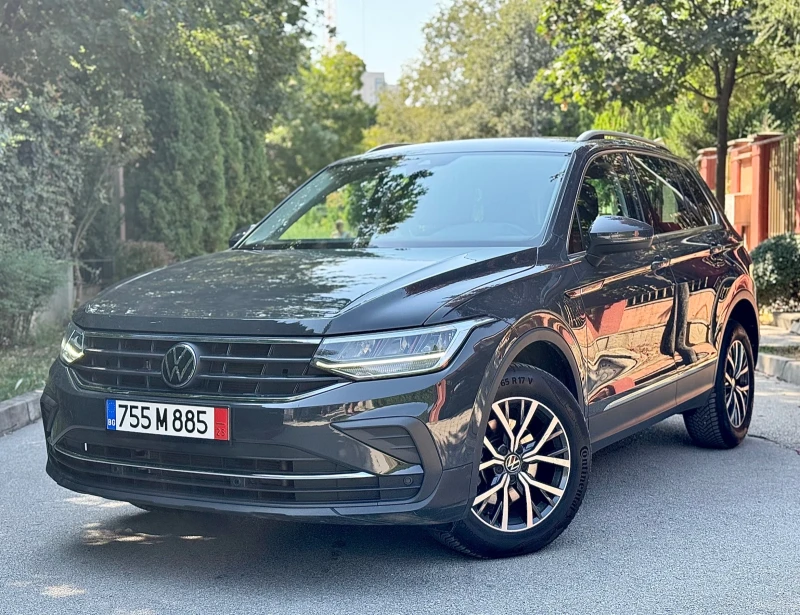 VW Tiguan 2.0TDI* 73 000км* РЕАЛНИ КМ* 2023г.* ACC* FULL* , снимка 2 - Автомобили и джипове - 51738381