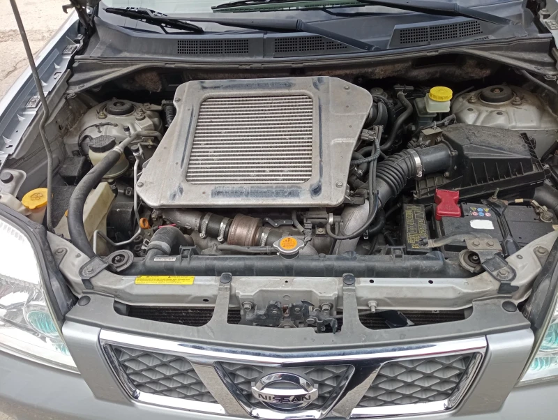 Nissan X-trail Джип , снимка 13 - Автомобили и джипове - 52661675