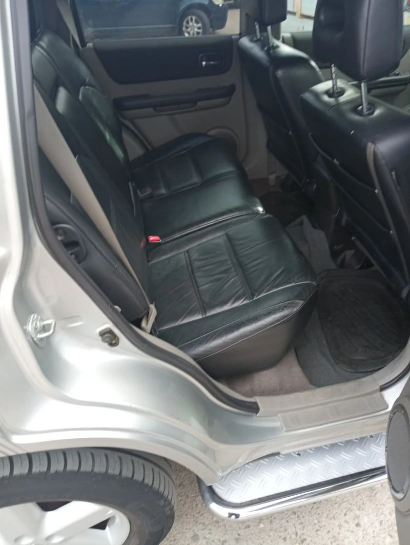 Nissan X-trail Джип , снимка 15 - Автомобили и джипове - 52661675