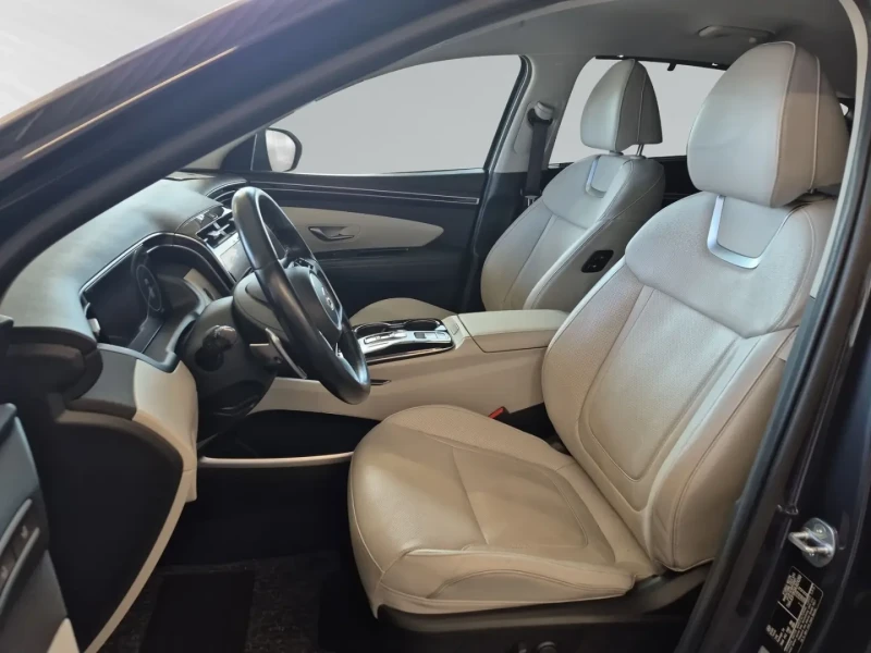 Hyundai Tucson, снимка 5 - Автомобили и джипове - 53167894