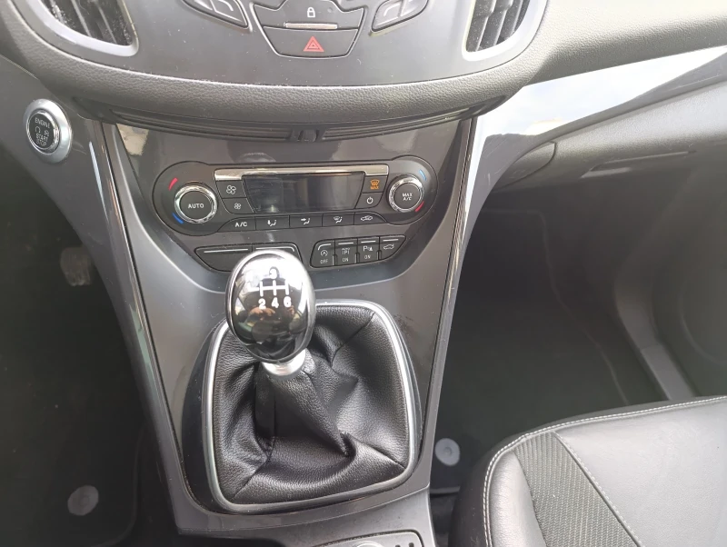 Ford Kuga, снимка 6 - Автомобили и джипове - 53393697