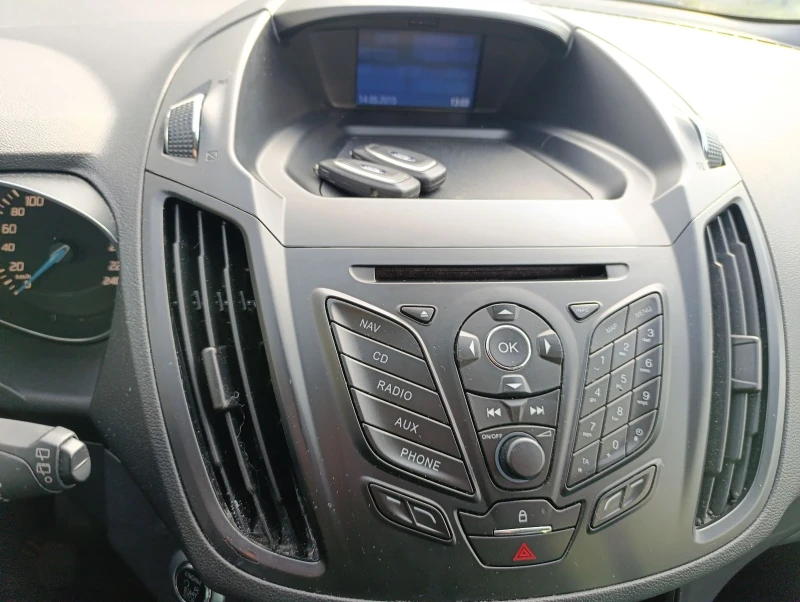 Ford Kuga, снимка 7 - Автомобили и джипове - 53393697