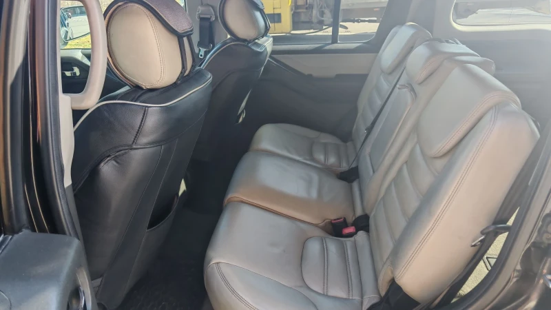 Nissan Pathfinder Platinum, снимка 8 - Автомобили и джипове - 53597084
