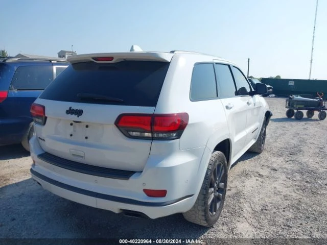 Jeep Grand cherokee High Altitude* 4x4* Distronic* Панорама* Подгрев* , снимка 4 - Автомобили и джипове - 47237404