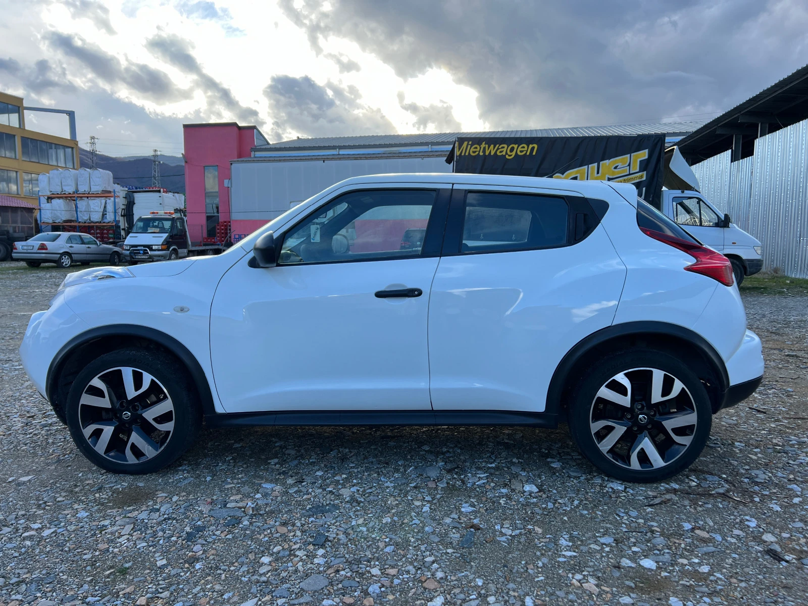 Nissan Juke 1.6i ГАЗ/ LPG - изображение 8