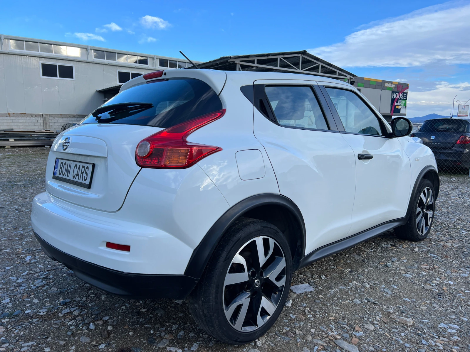 Nissan Juke 1.6i ГАЗ/ LPG - изображение 5