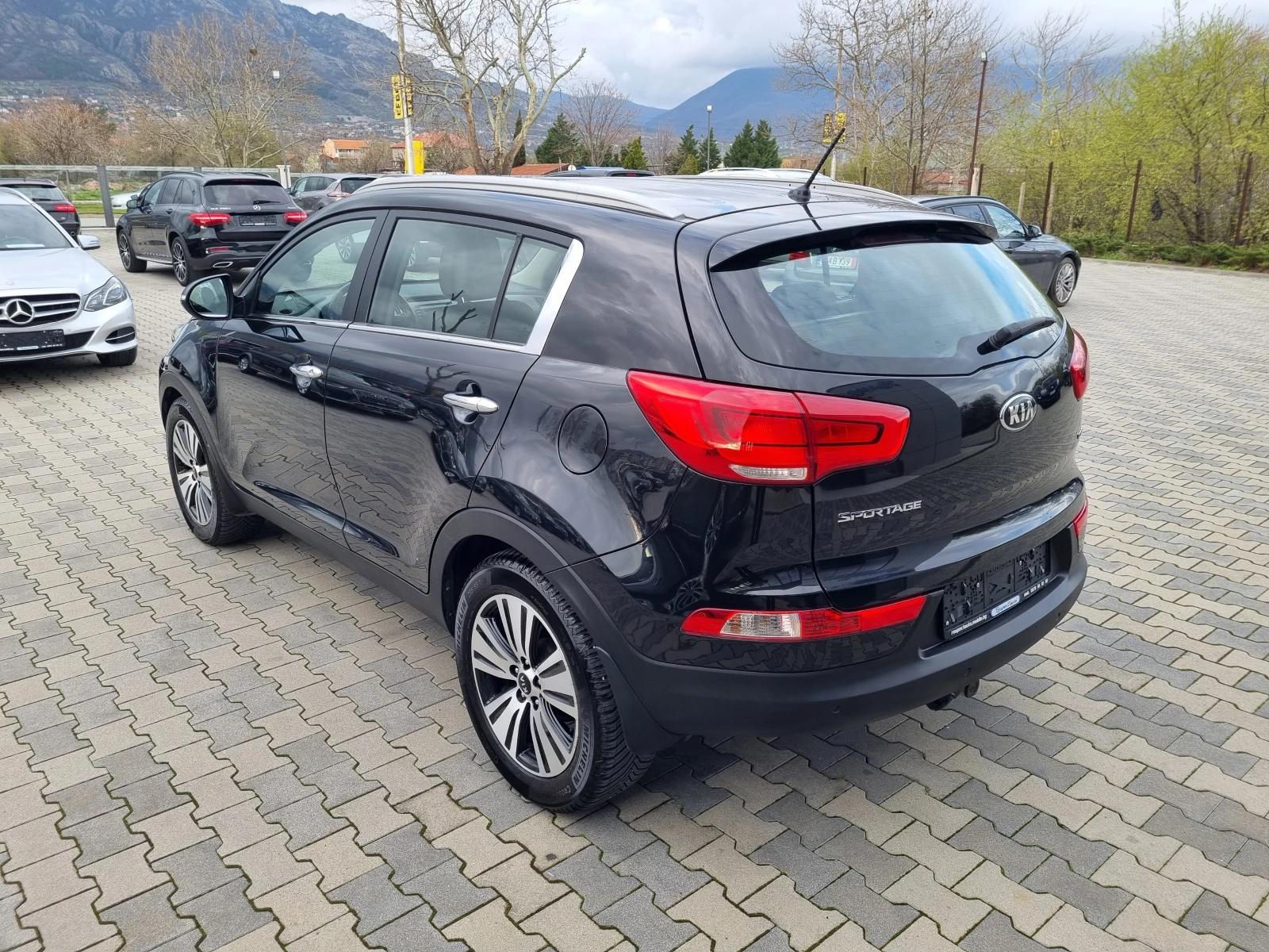 Kia Sportage 1.7CRDi-���� ���� / 130.000�� | Mobile.bg � ����������� 4