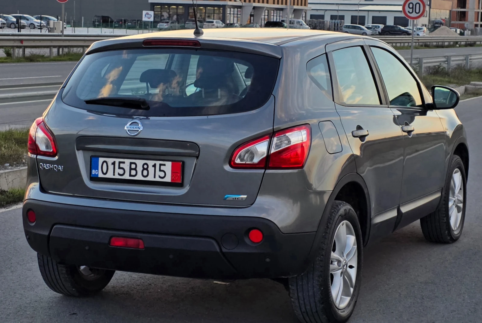 Nissan Qashqai 1.5 dci 110ks, снимка 6 - Автомобили и джипове - 54128814