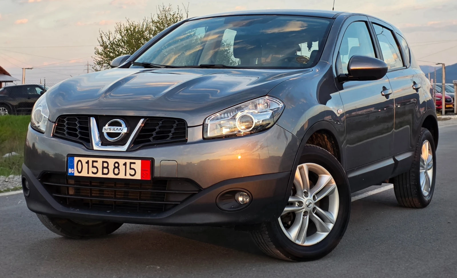 Nissan Qashqai 1.5 dci 110ks, снимка 3 - Автомобили и джипове - 54128814