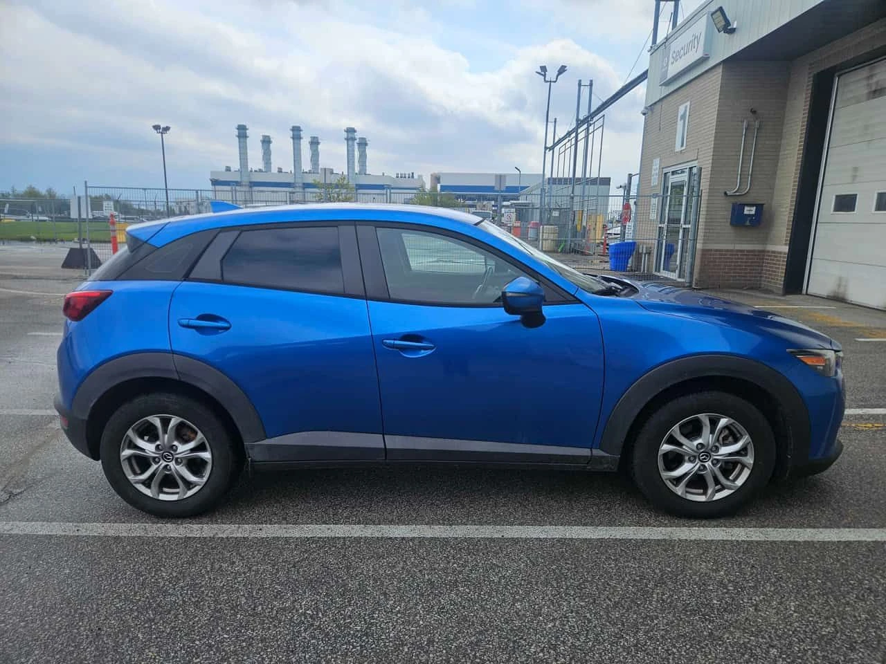 Mazda CX-3 * GS * АВТОКРЕДИТ БЕЗ ПЪРВОНАЧАЛНА ВНОСКА* , снимка 3 - Автомобили и джипове - 54565067