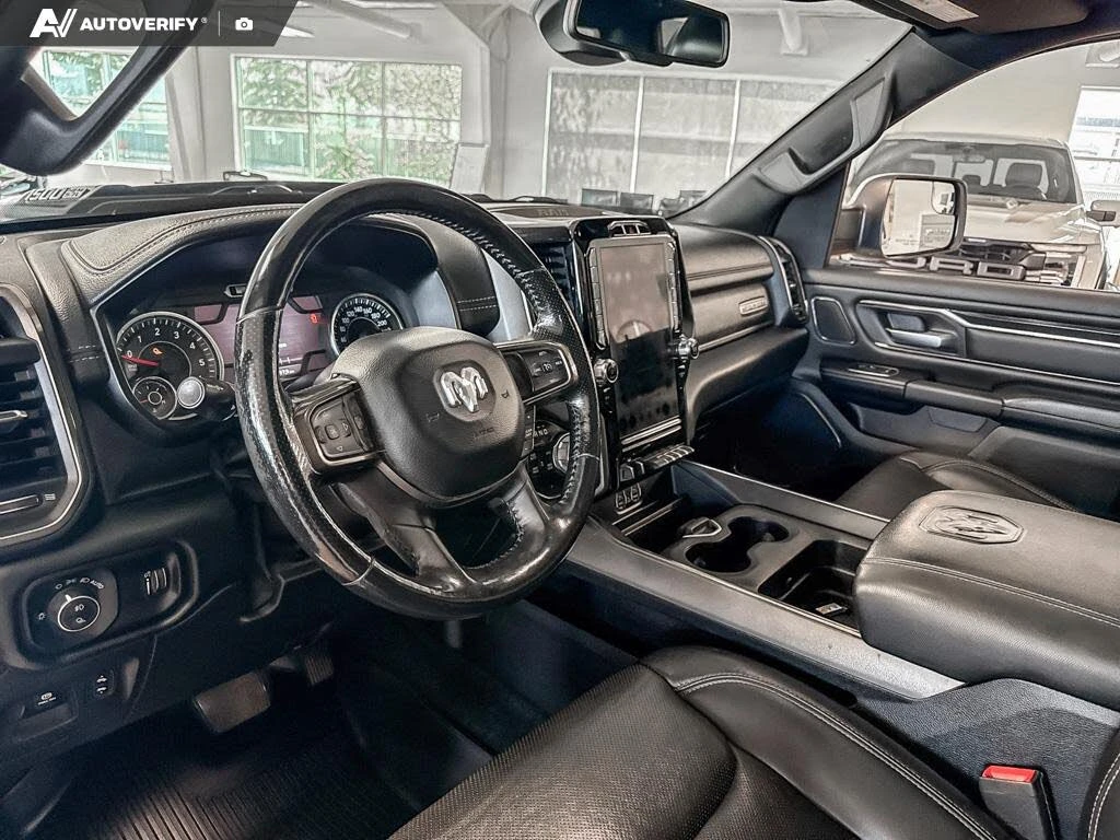 Dodge RAM 1500 Rebel Crew Cab 4WD, снимка 7 - Автомобили и джипове - 54623734
