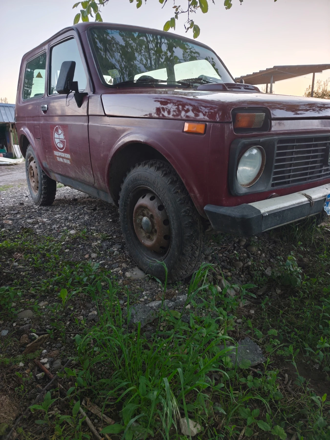 Lada Niva, снимка 7 - Автомобили и джипове - 54780792