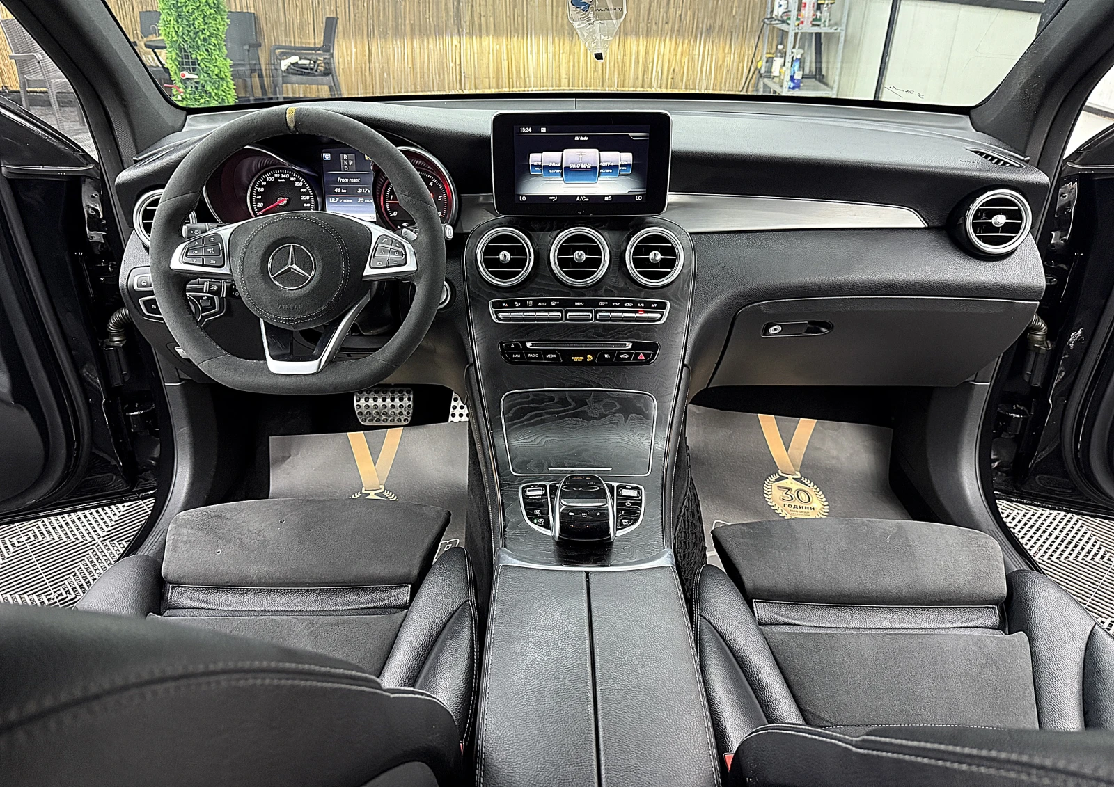Mercedes-Benz GLC 220 AMG-line/4-Matic/KAMERA/KeulessGo/СОБСТВЕН ЛИЗИНГ, снимка 15 - Автомобили и джипове - 54912530