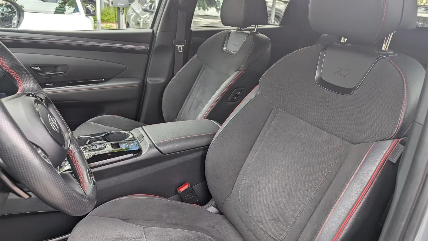 Hyundai Tucson N-LINE/TOP/PLUG-IN/CAM/NAVI/CARPLAY, снимка 12 - Автомобили и джипове - 54968931