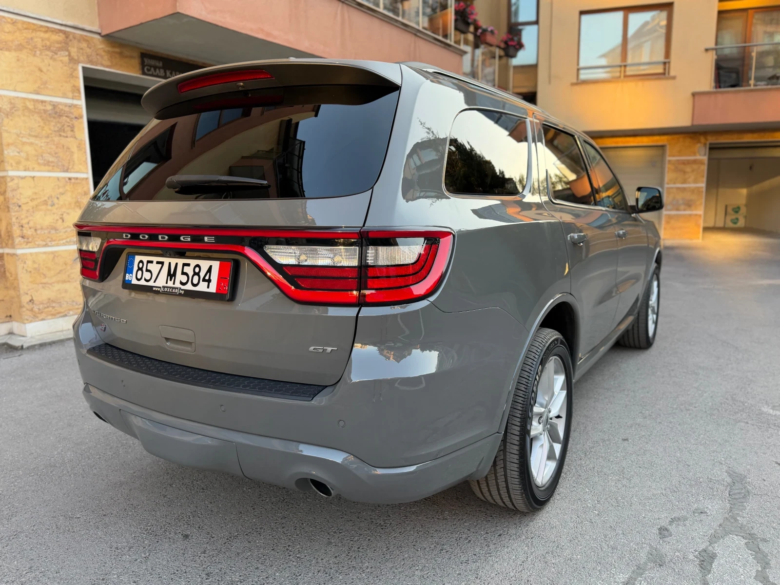 Dodge Durango GT 3.6 AWD Nardo Grey, снимка 6 - Автомобили и джипове - 55073023