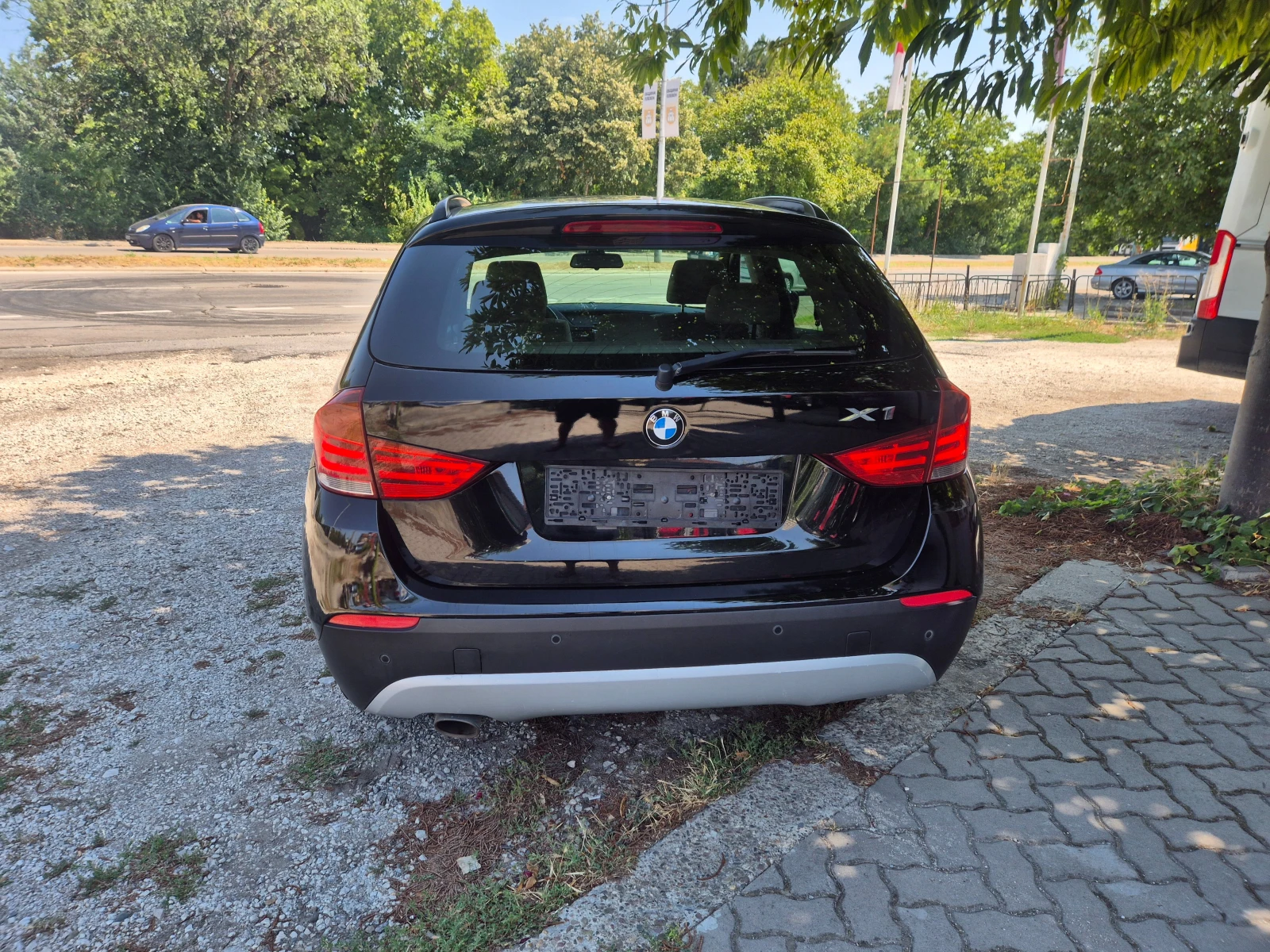 BMW X1 2.0D, XENON, снимка 6 - Автомобили и джипове - 55615296