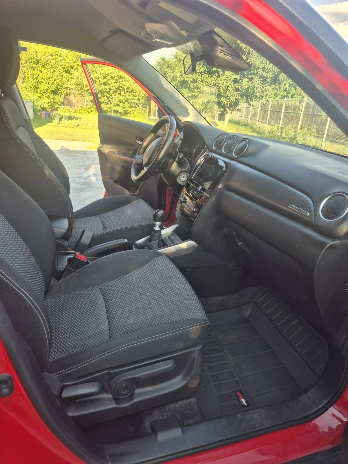 Suzuki Vitara, снимка 17 - Автомобили и джипове - 56163087