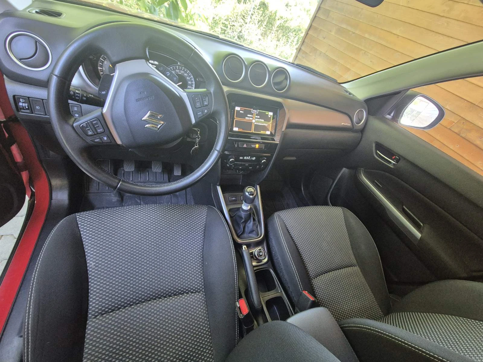 Suzuki Vitara, снимка 8 - Автомобили и джипове - 56163087