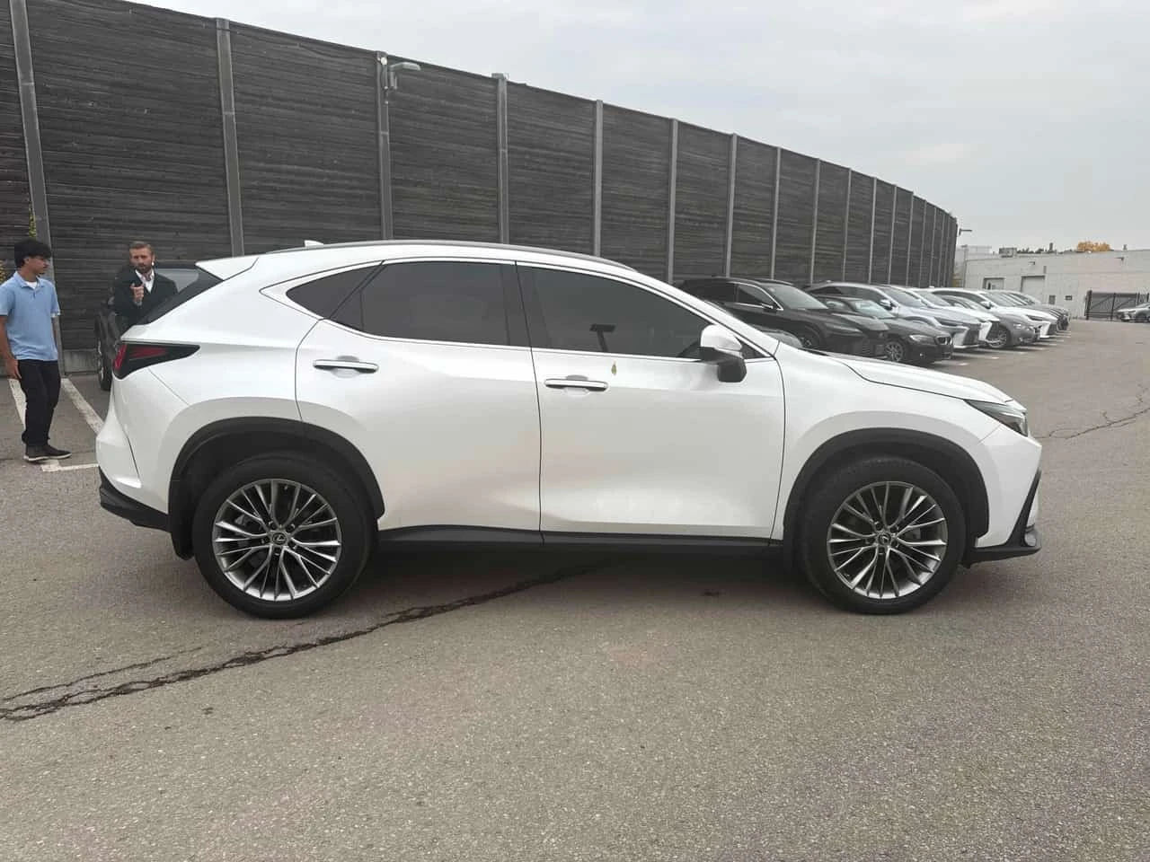 Lexus NX * 350 * CARFAX *  | Mobile.bg � ����������� 3