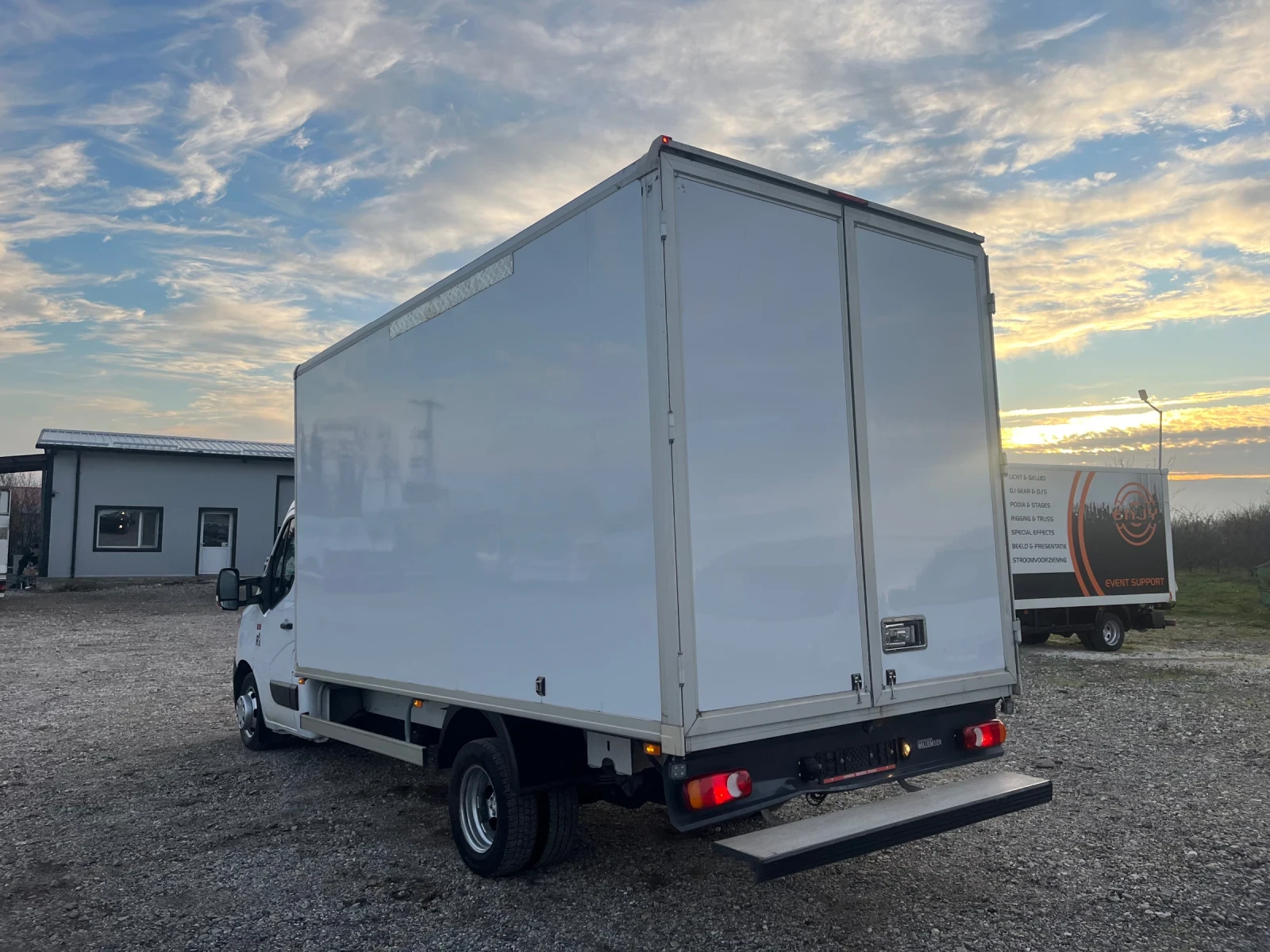 Renault Master 2.3!163к.с!Дв.Гума!До3.5т!Euro6!Клима!, снимка 6 - Бусове и автобуси - 52829630