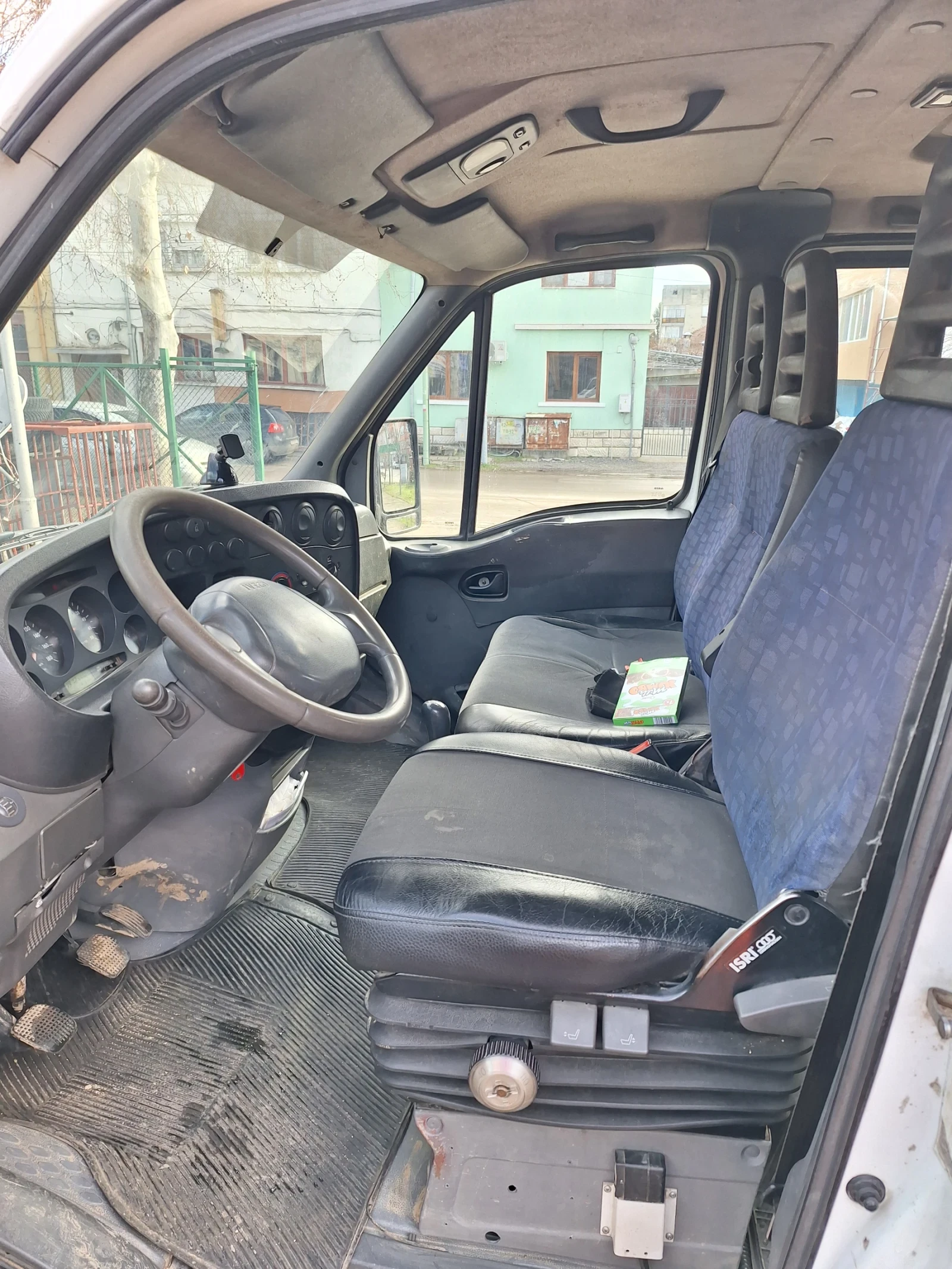 Iveco Daily 35 C 12 , снимка 12 - Бусове и автобуси - 53527248