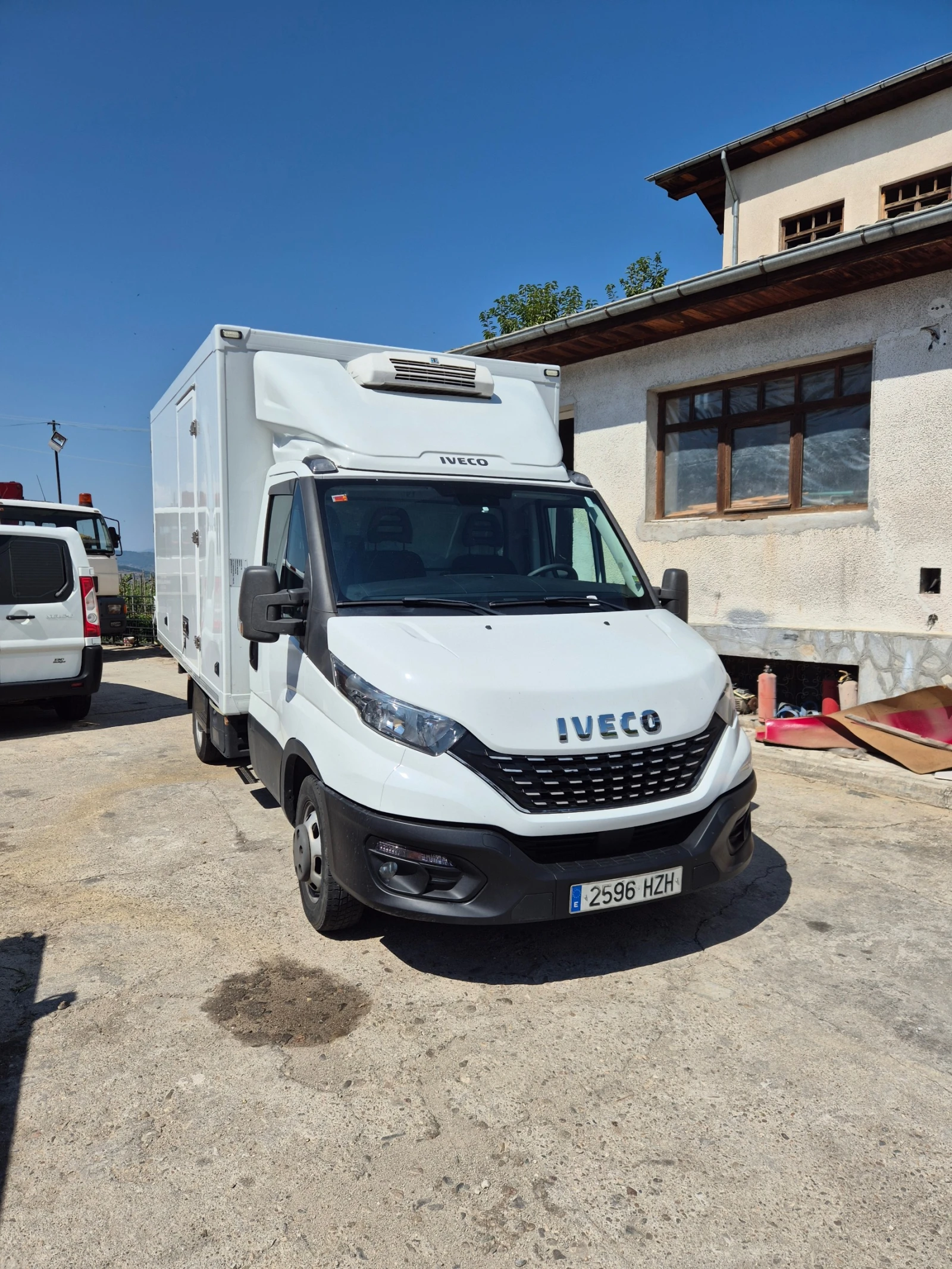 Iveco Daily 35c15, снимка 2 - Бусове и автобуси - 54839015