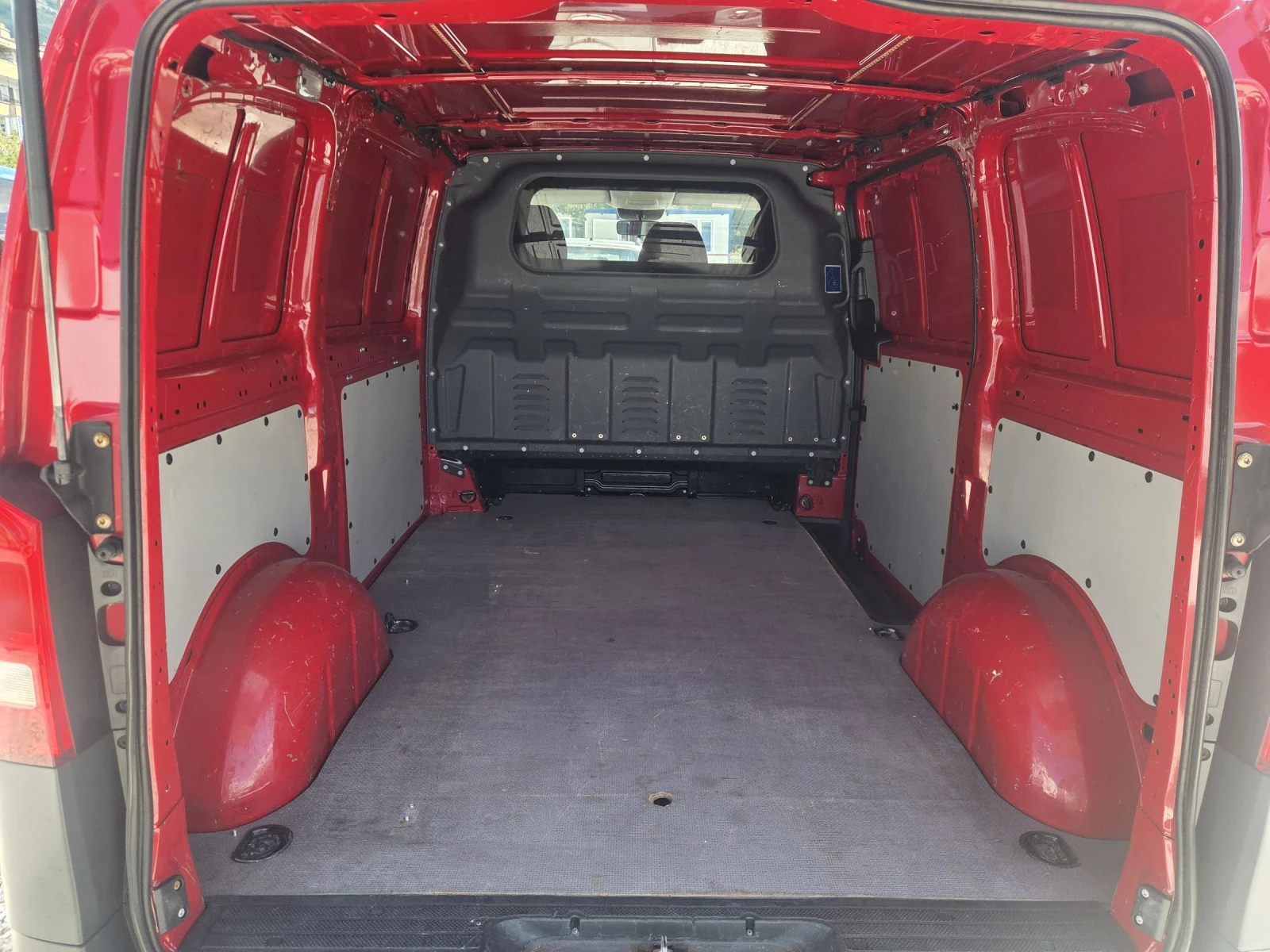 Mercedes-Benz Vito 111cdi.Климатик., снимка 11 - Бусове и автобуси - 55230129