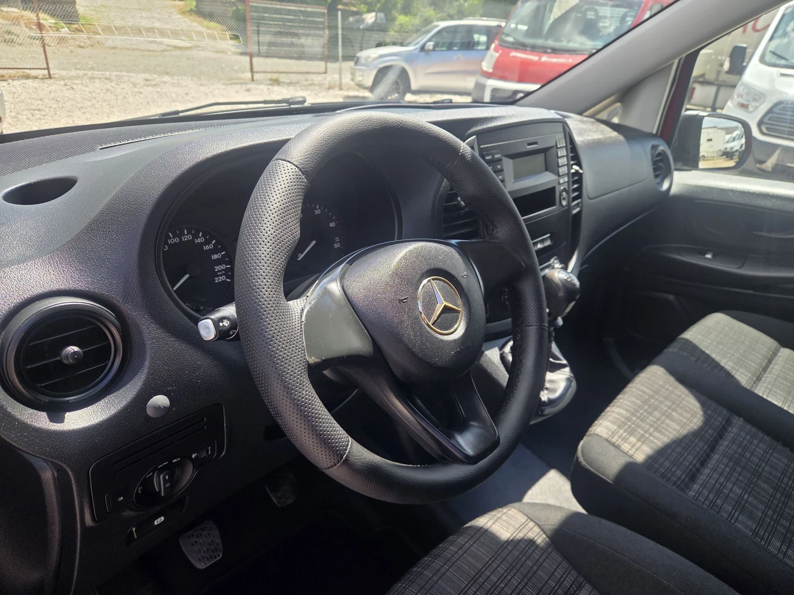 Mercedes-Benz Vito 111cdi.Климатик., снимка 9 - Бусове и автобуси - 55230129