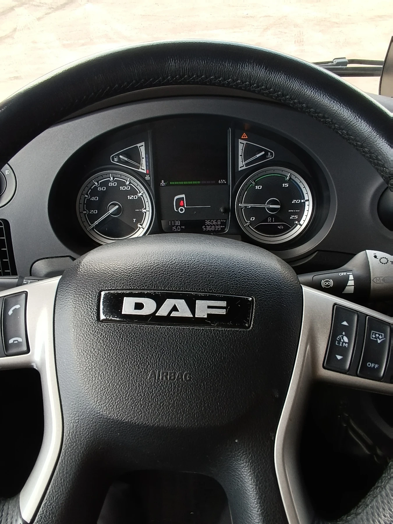 Daf XF 105 530 - изображение 6