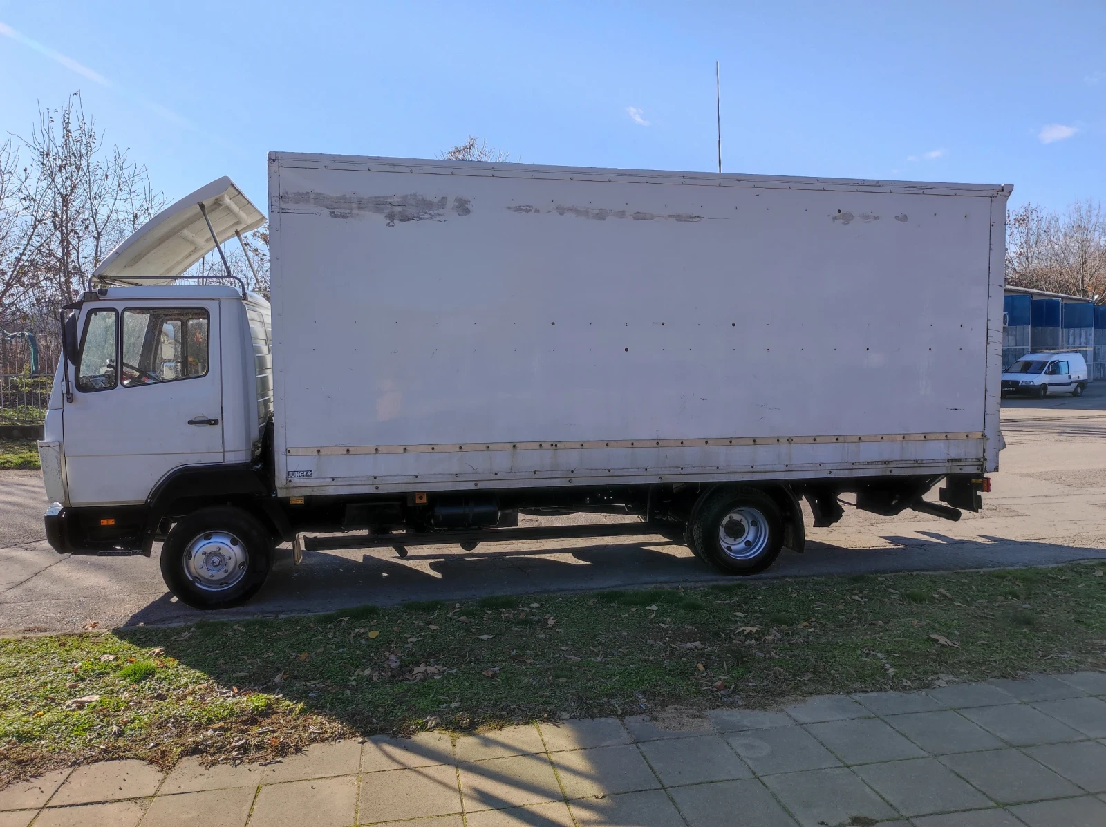 Mercedes-Benz 814  - изображение 5