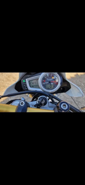 Triumph Street Triple, снимка 2