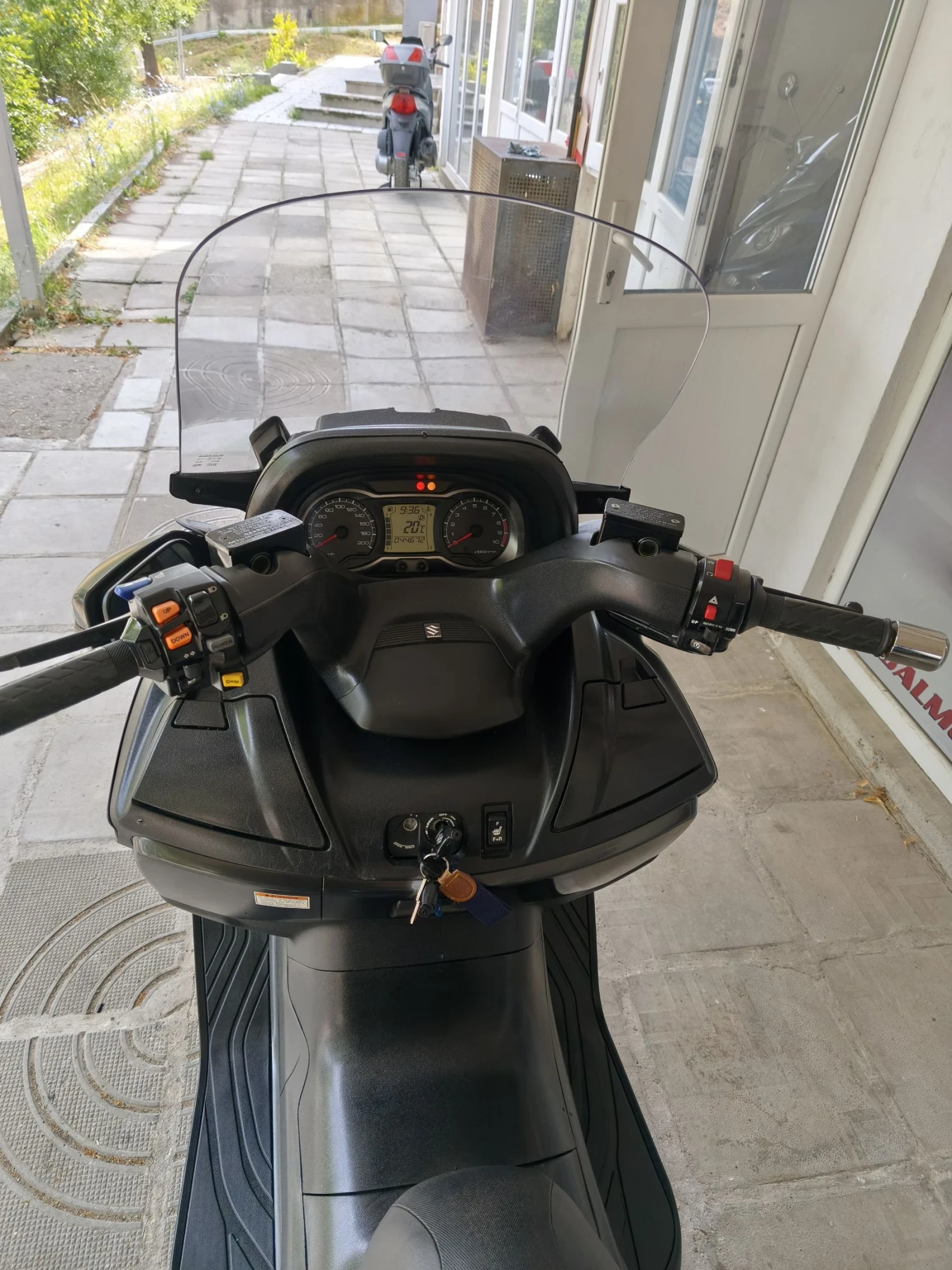 Suzuki Burgman 650, снимка 6 - Мотоциклети и мототехника - 55372115
