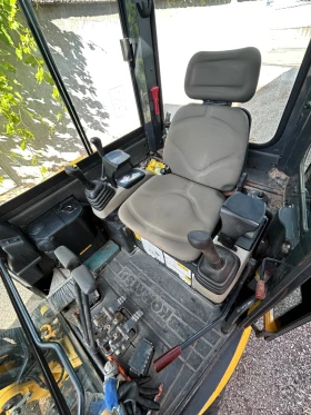 Багер Komatsu PC 26 MR 3, снимка 6