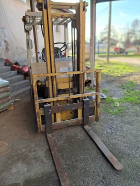 Мотокар TCM Бензинов, снимка 1