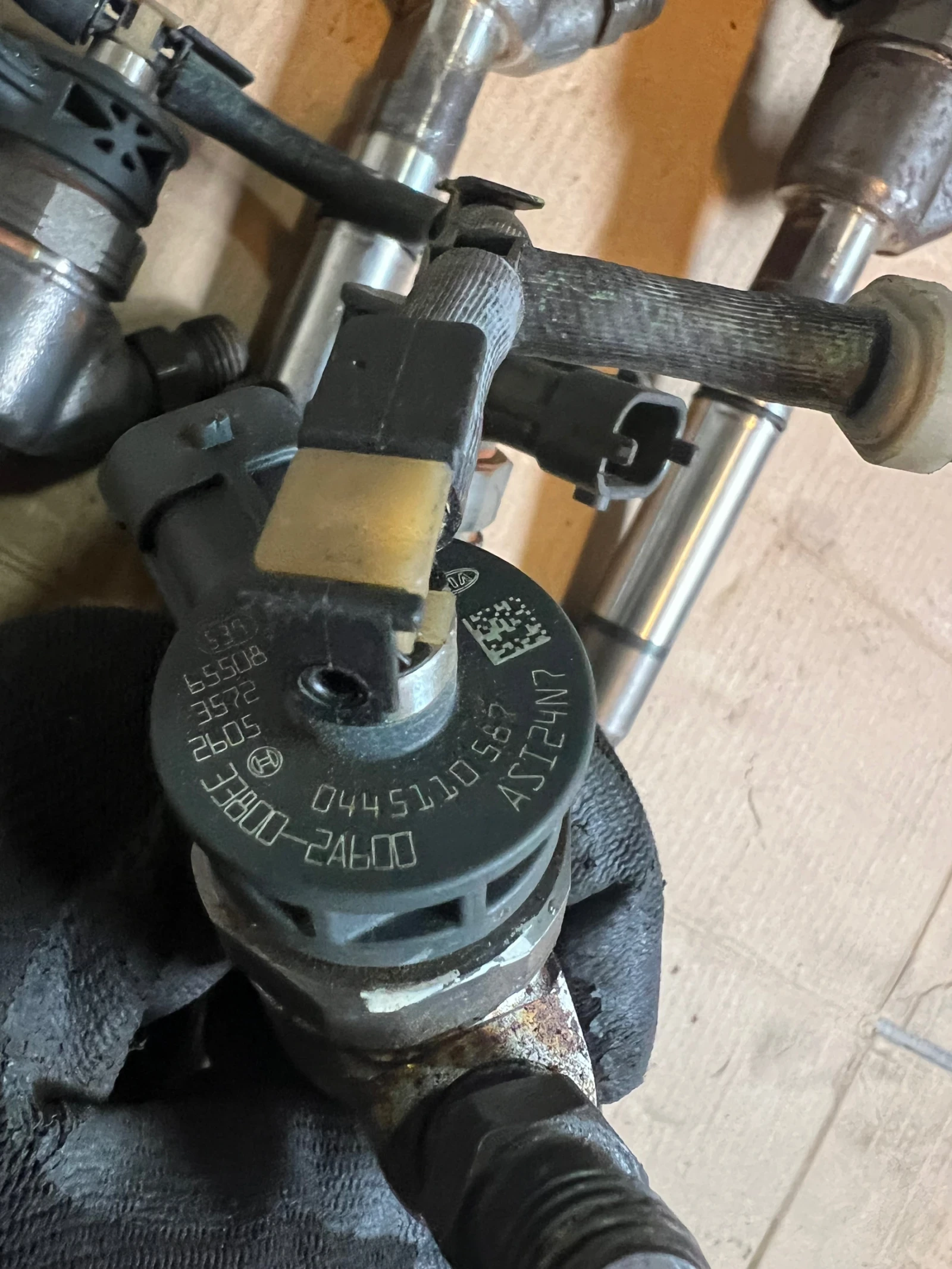 33800-2A600 Дюза KIA HYUNDAI 1.4CRDI 0445110587  0445110 587 | Mobile.bg — изображение 1
