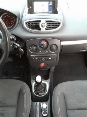 Renault Clio 1.2i НАВИГАЦИЯ-БЕНЗИН/ГАЗ!, снимка 16