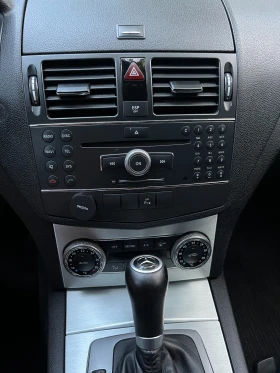 Mercedes-Benz C 220 реални км Avantgarde, снимка 10